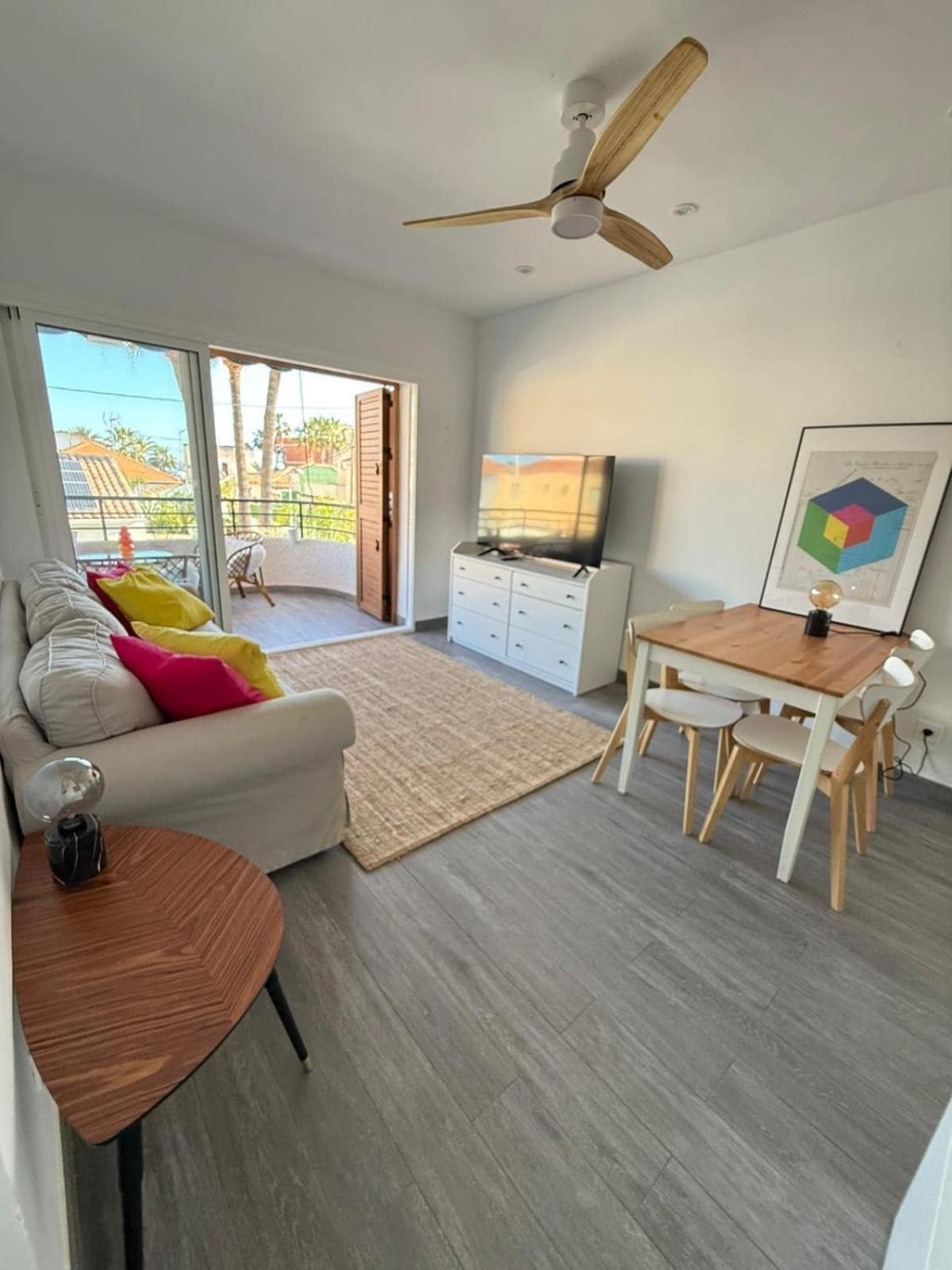 Apartment Two Bedroom In Santigao De La Ribera *